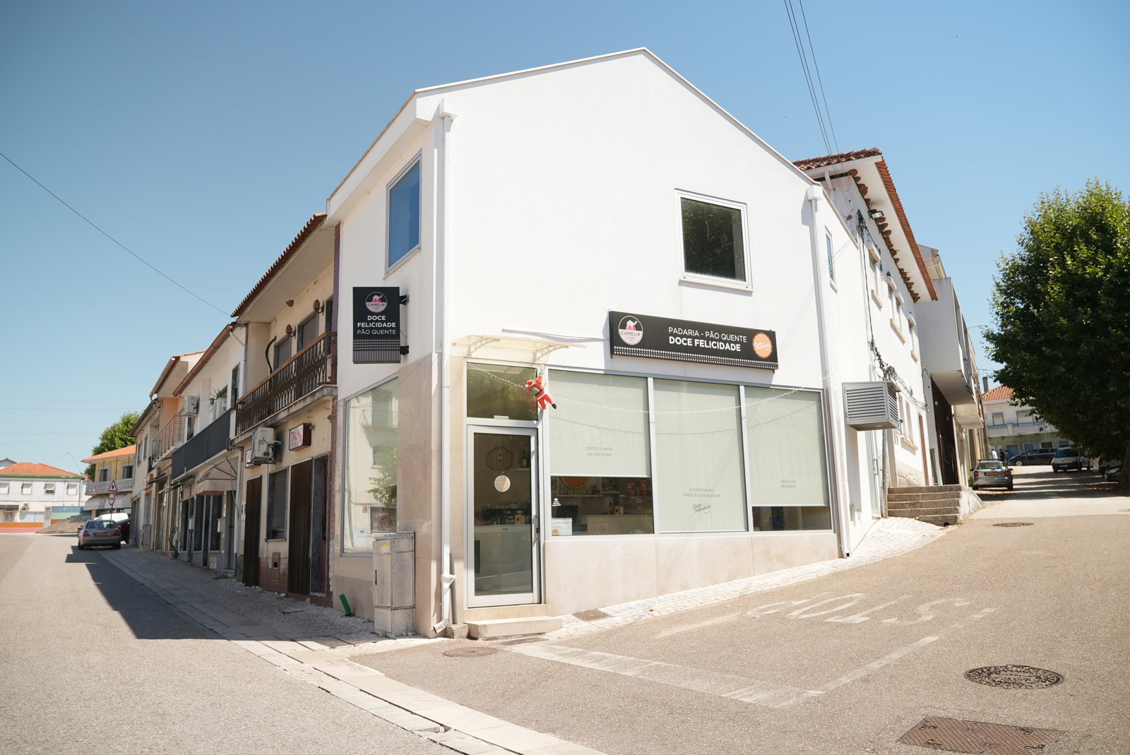 Exterior real da loja Doce Felicidade em Cabaços
